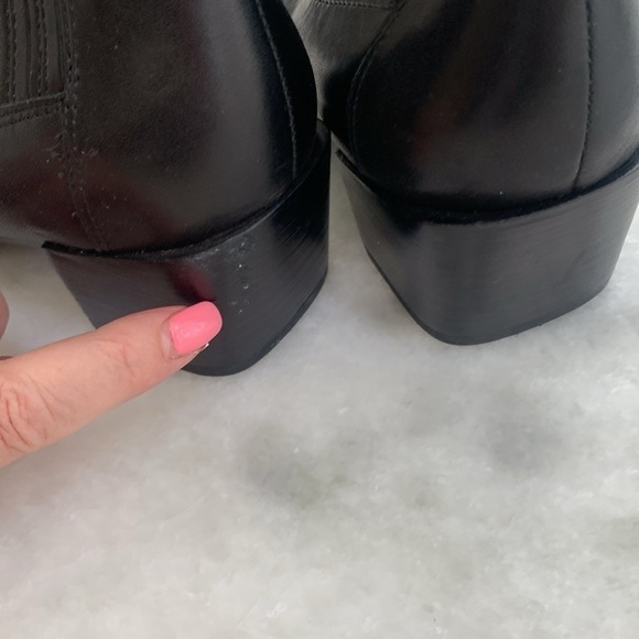 Rag & Bone Rover Chelsea Ankle Boots Pointed
2” heel - Picture 4 of 6